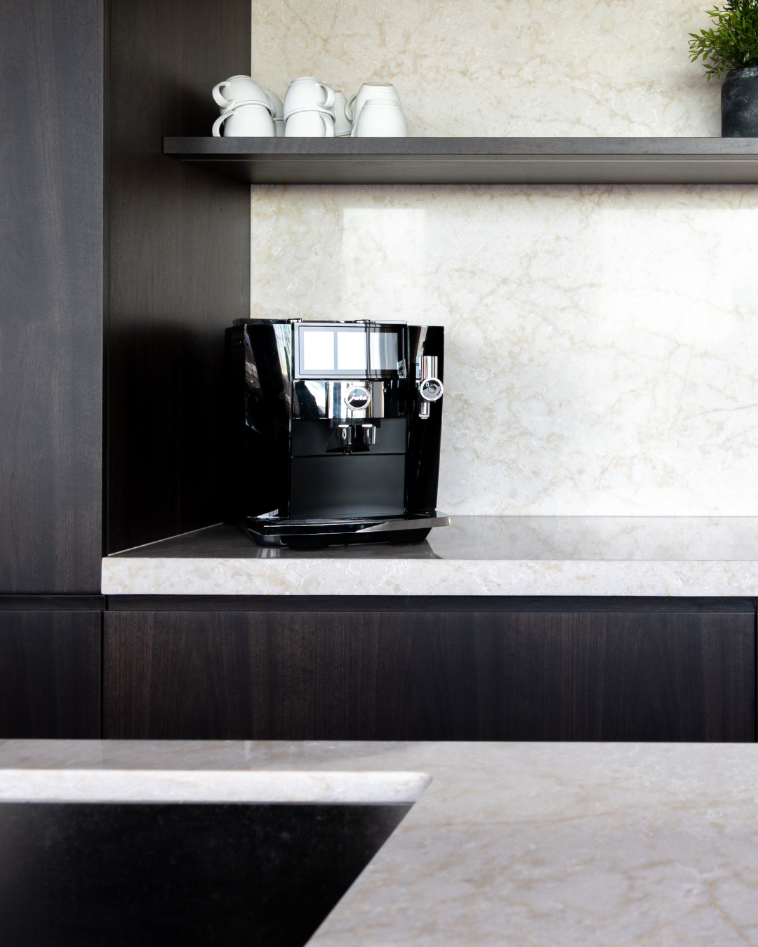 Technistone-Glencoe-Laminam-Nero-Assoluto-myndir-6